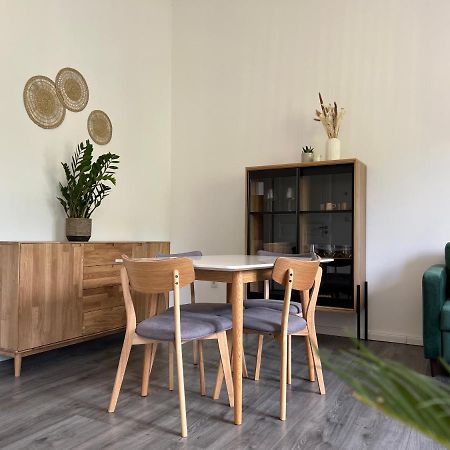 Direkter Moselblick I Altbau I 4 Personen I Terrasse Apartment Sankt Aldegund Luaran gambar